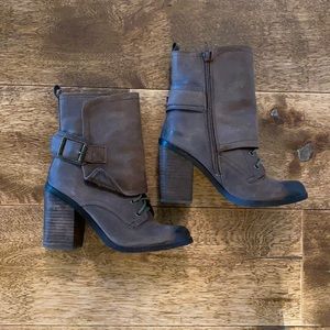 Fergie Lace Up Major Bootie Size 6.5